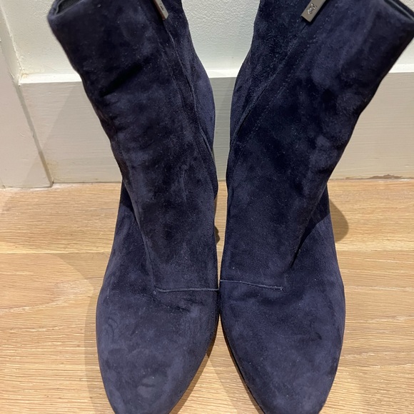 Vince Camino hidden Wedge Navy boots. Size 7. Excellent condition - Picture 4 of 16